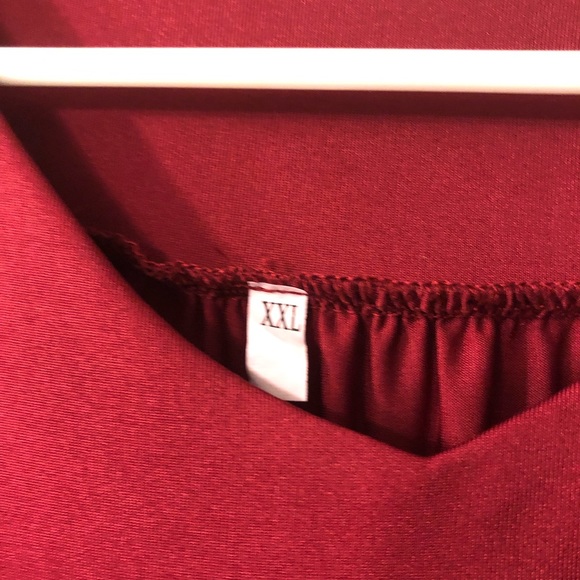 Maroon Top - Picture 4 of 6